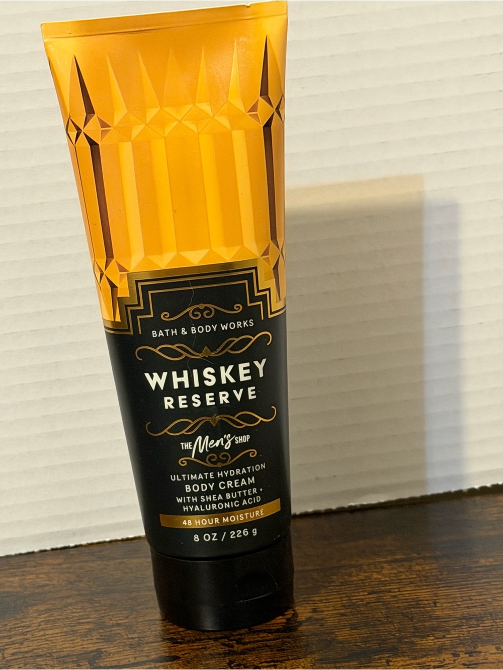 Bath & Body Works Whiskey Reserve Men's Body Cream - Black & Amber